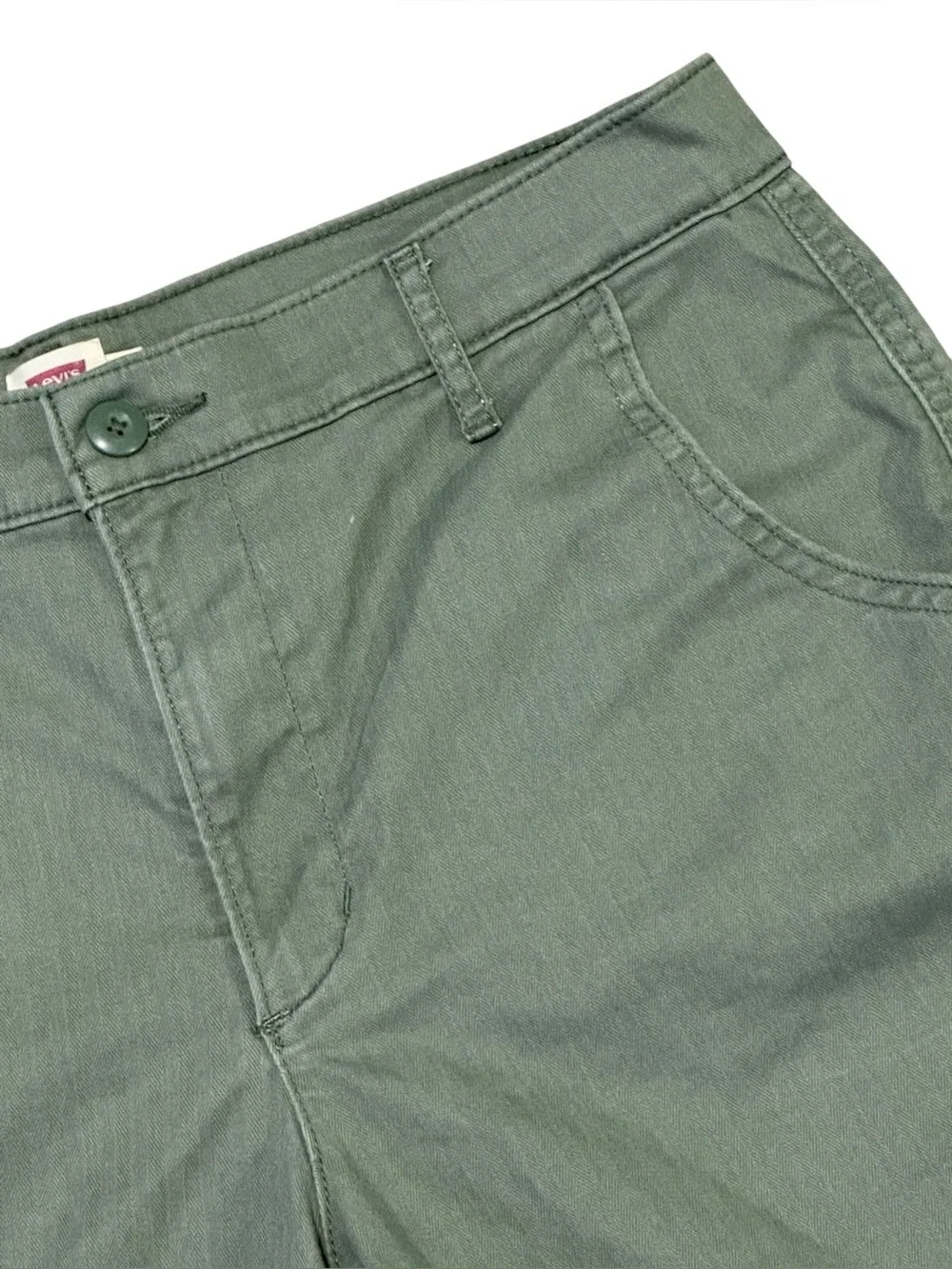 LEVI’S Chino Shorts 34 Olive (Tagged W30) $65 Retail NWOT
